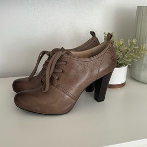 Frye Marissa Oxford booties